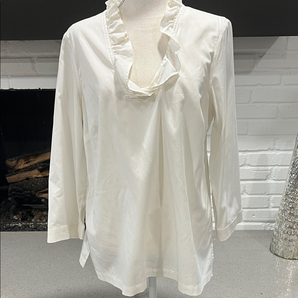 Talbots Elegant White Blouse with Ruffled Collar.  Popover Style.
